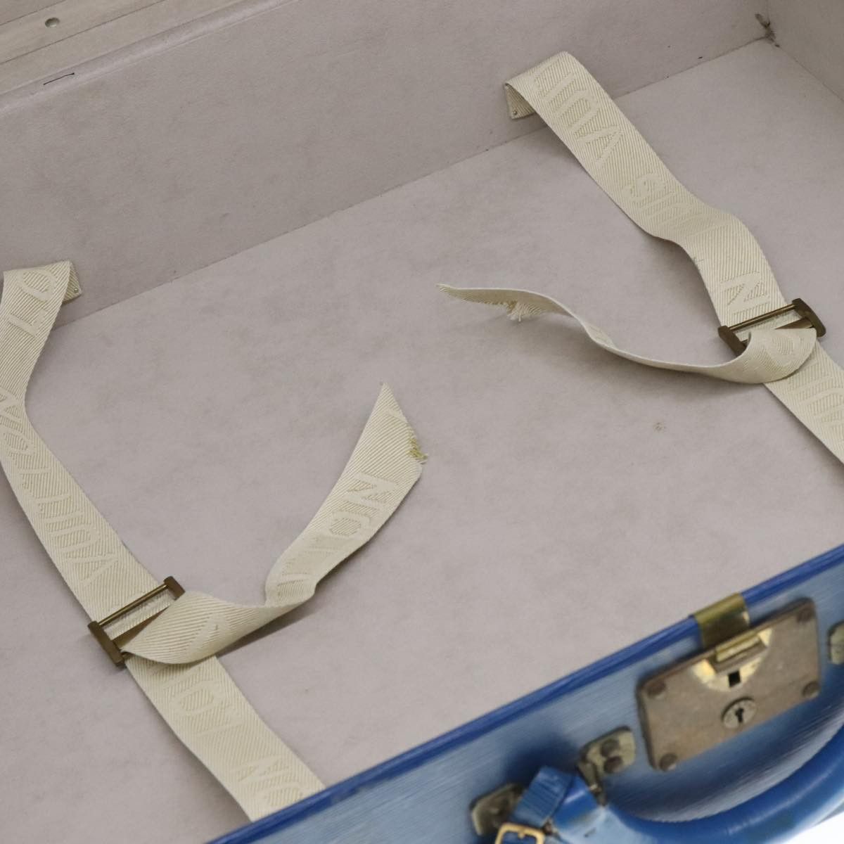Louis Vuitton Louis Vuitton Trunk travel Size ONE SIZE - 23 Thumbnail