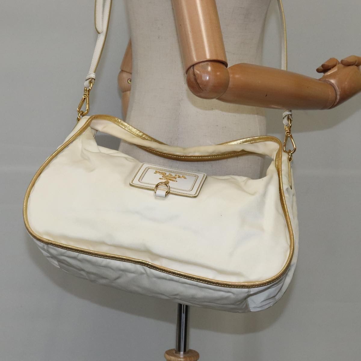 Prada Prada Re-Nylon handbag Size ONE SIZE - 16 Thumbnail