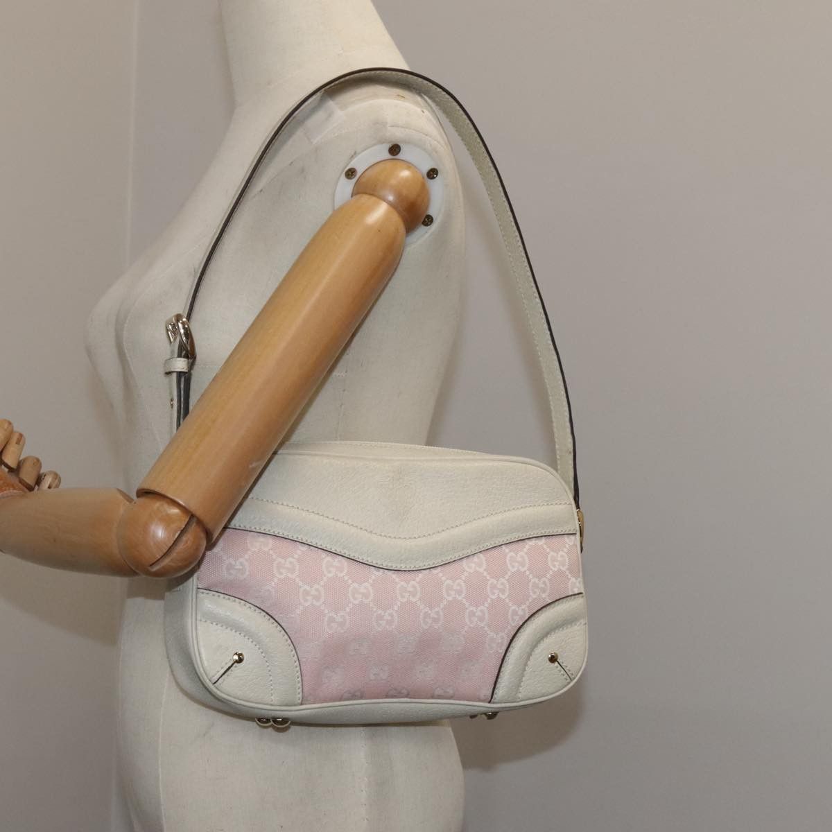 Gucci Gucci Crest shoulder Size ONE SIZE - 22 Thumbnail