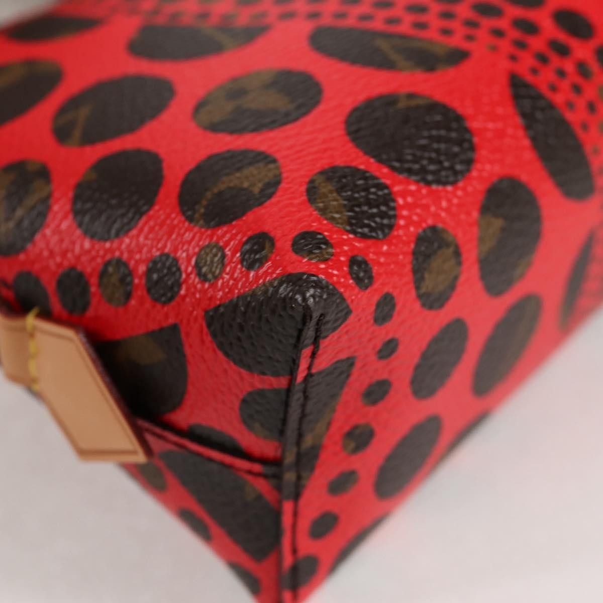 Louis Vuitton Louis Vuitton Cosmetic Pouch clutch Size ONE SIZE - 6 Thumbnail