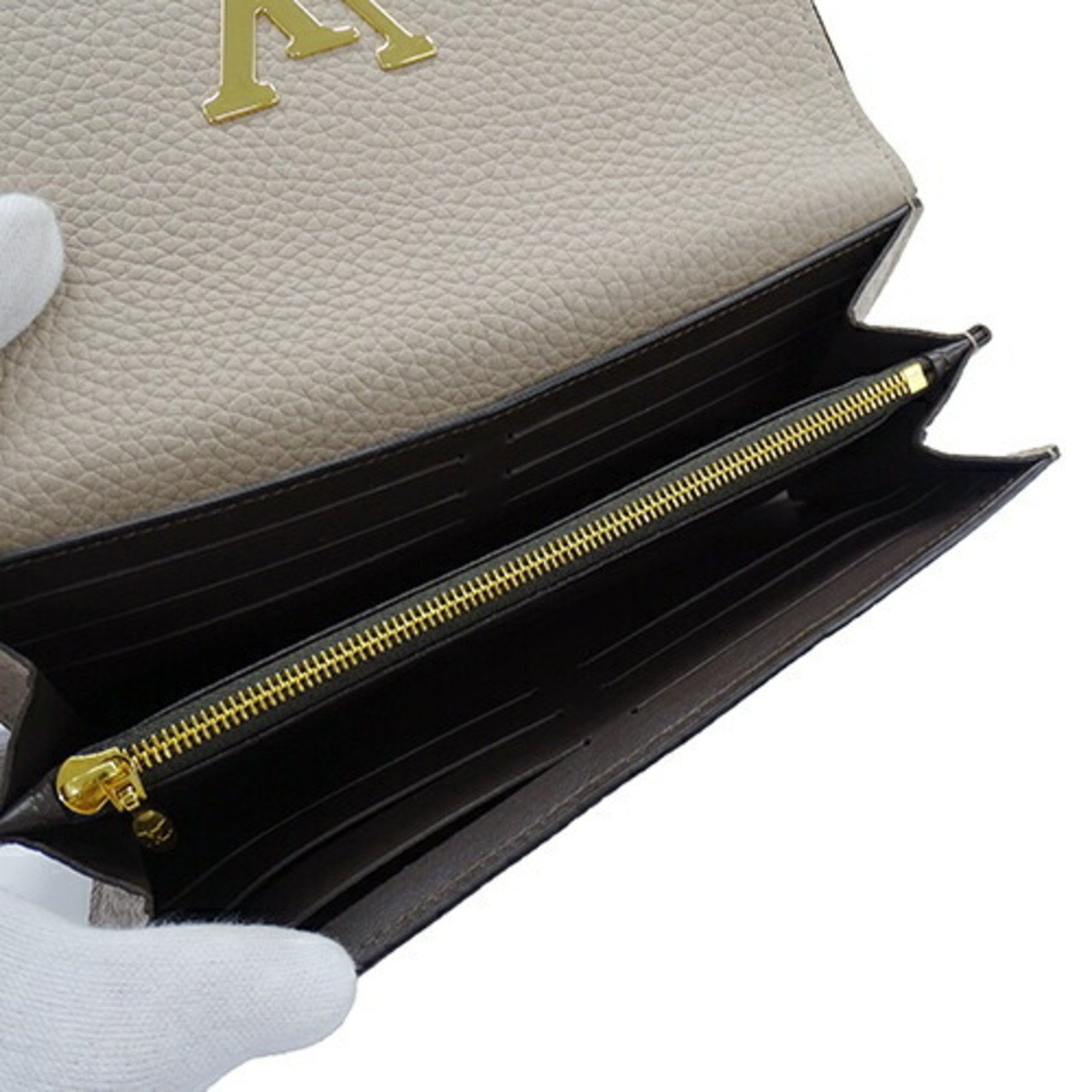 Louis Vuitton Louis Vuitton Capucines wallet Size ONE SIZE - 7 Thumbnail