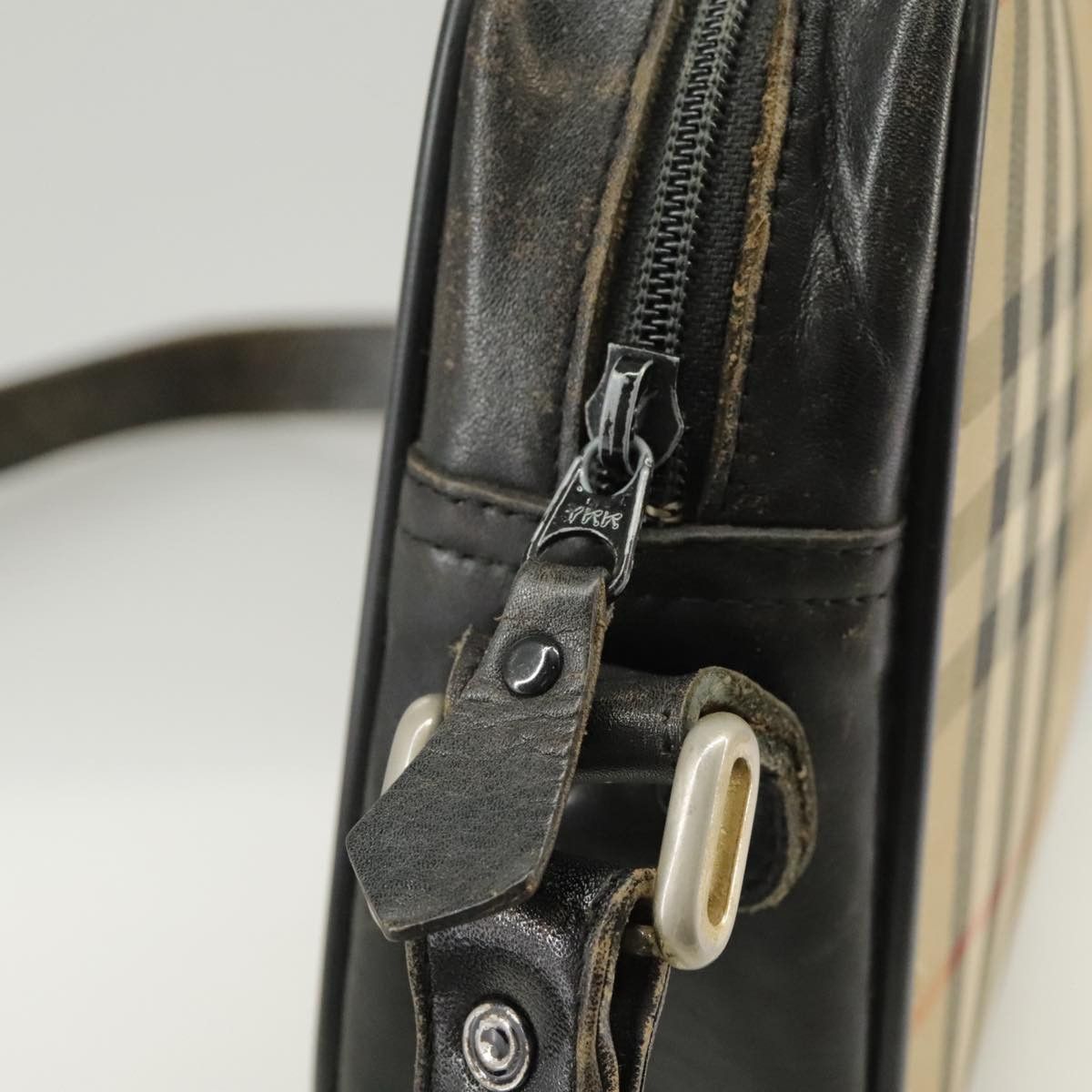 Burberry Burberry Nova Check shoulder Size ONE SIZE - 12 Thumbnail