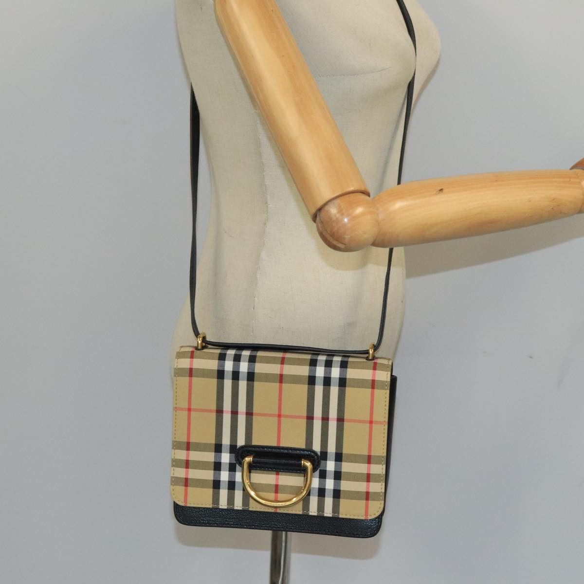 Burberry Burberry Nova Check shoulder Size ONE SIZE - 14 Thumbnail