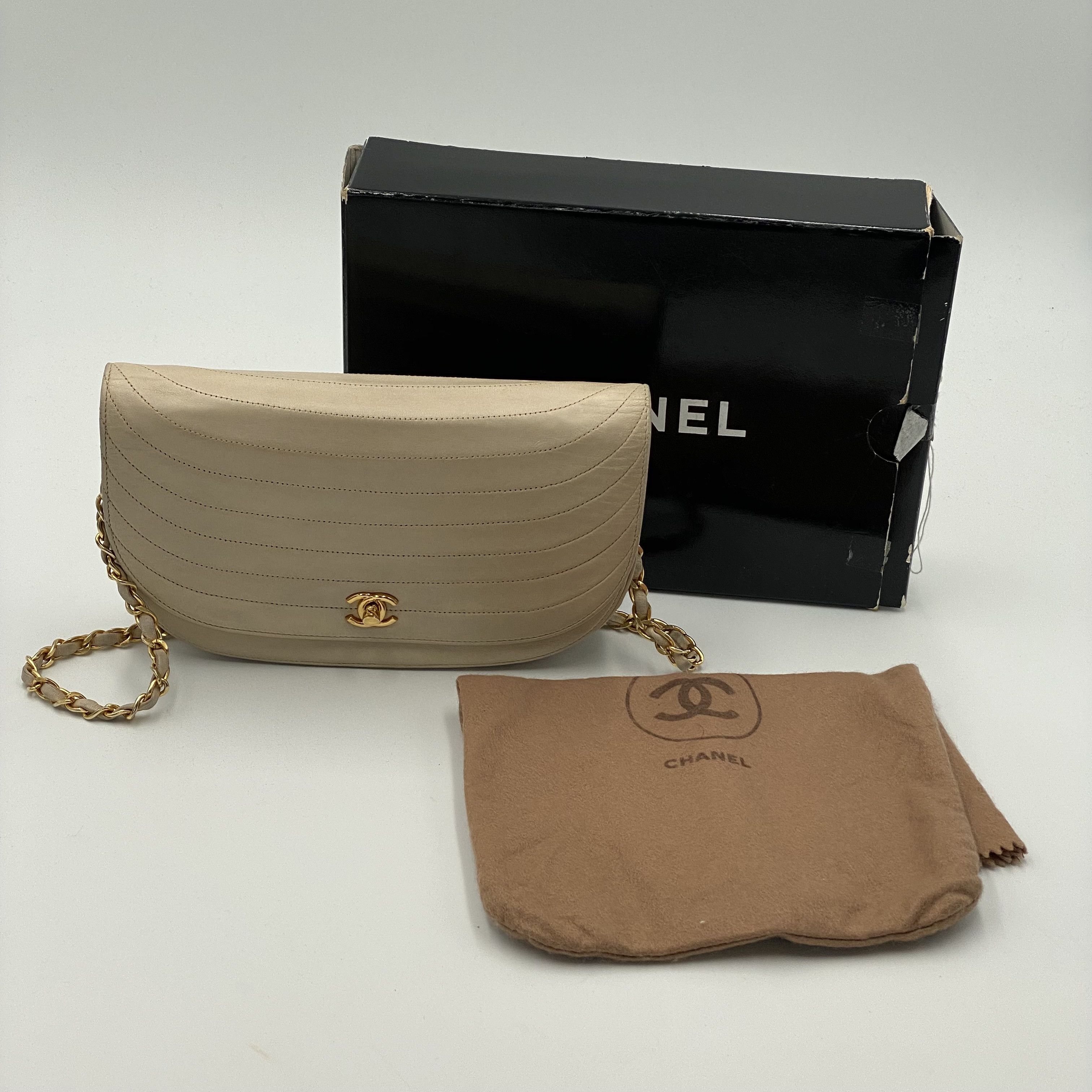 Chanel Chanel Demi Lune shoulder Size ONE SIZE - 8 Thumbnail
