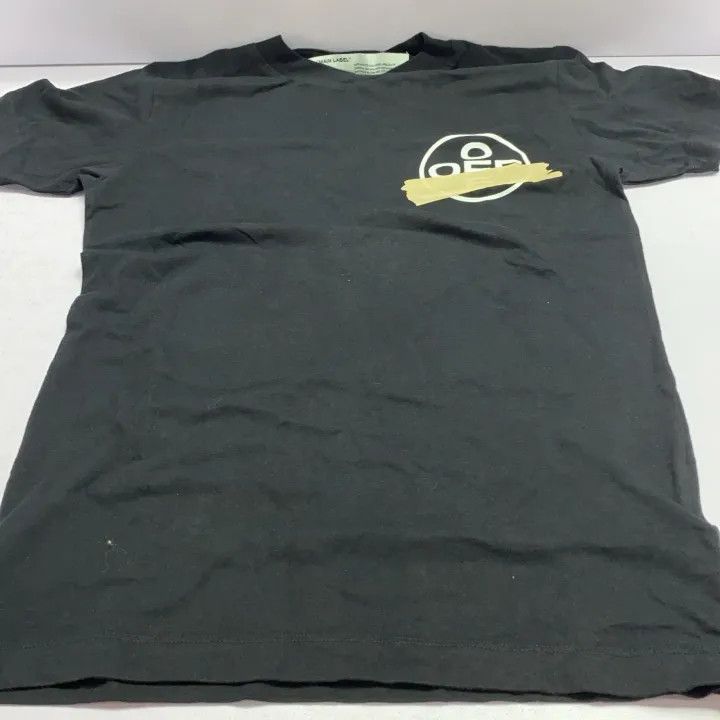 Off-White Off-White Classic Short Sleeve T-Shirt for Men 0079 Size US XS / EU 42 / 0 - 8 Thumbnail