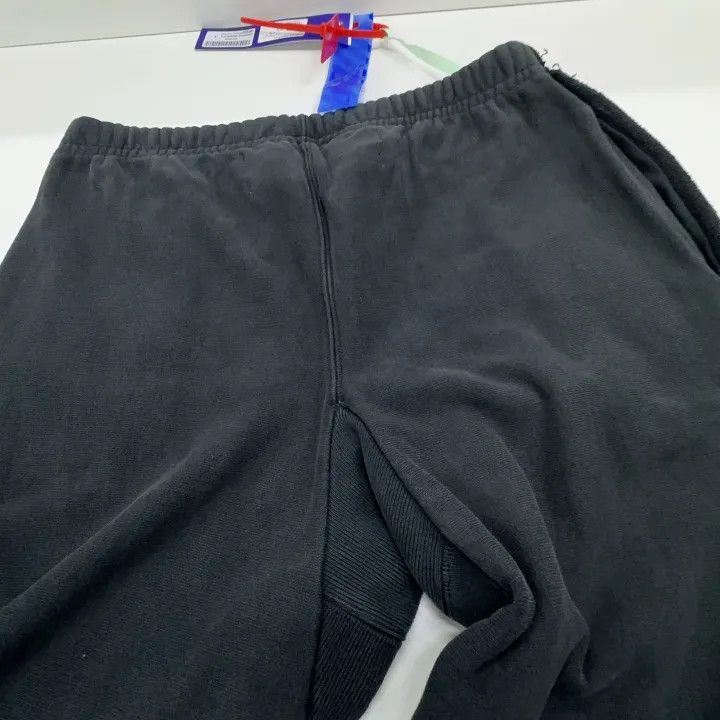 Off-White Off-White x Champion Black Arrow Print Sweatpants 0079 Size US 26 / EU 42 - 5 Thumbnail
