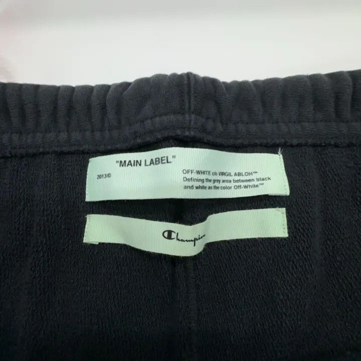 Off-White Off-White x Champion Black Arrow Print Sweatpants 0079 Size US 26 / EU 42 - 3 Thumbnail
