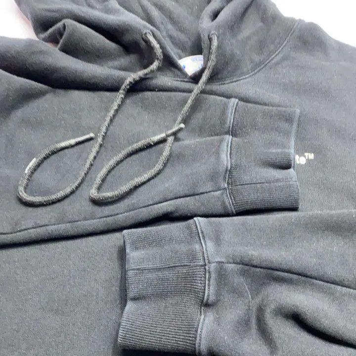 Off-White Off-White Black Graphic Hoodie for Men 0079 Size US L / EU 52-54 / 3 - 10 Thumbnail