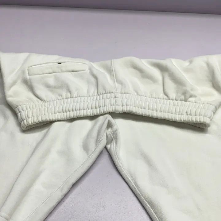 Off-White Off-White White Logo Elastic Waist Shorts 0079 Size US 27 - 5 Thumbnail