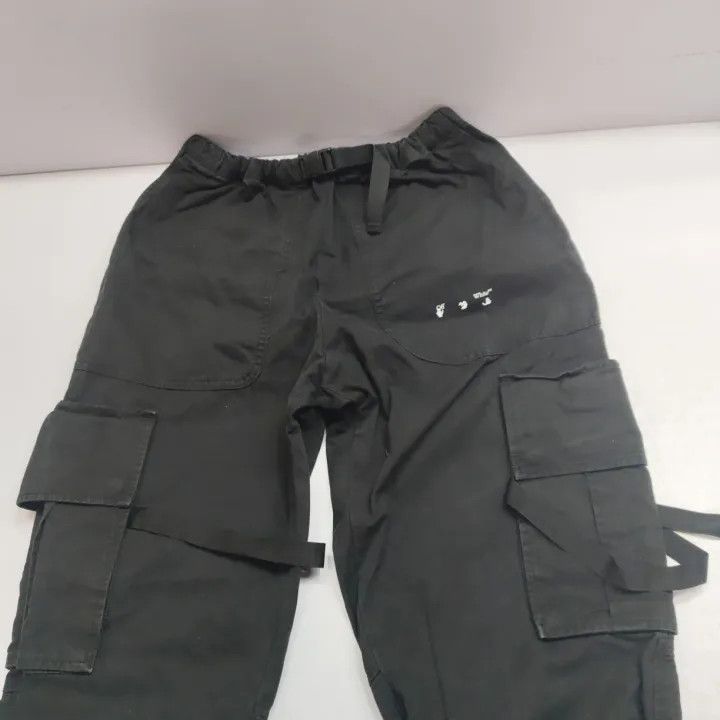 Off-White Utility Cargo Pants for Men 0079