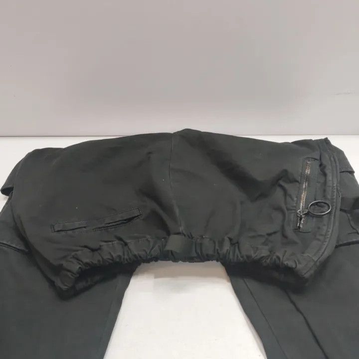 Off-White Utility Cargo Pants for Men 0079