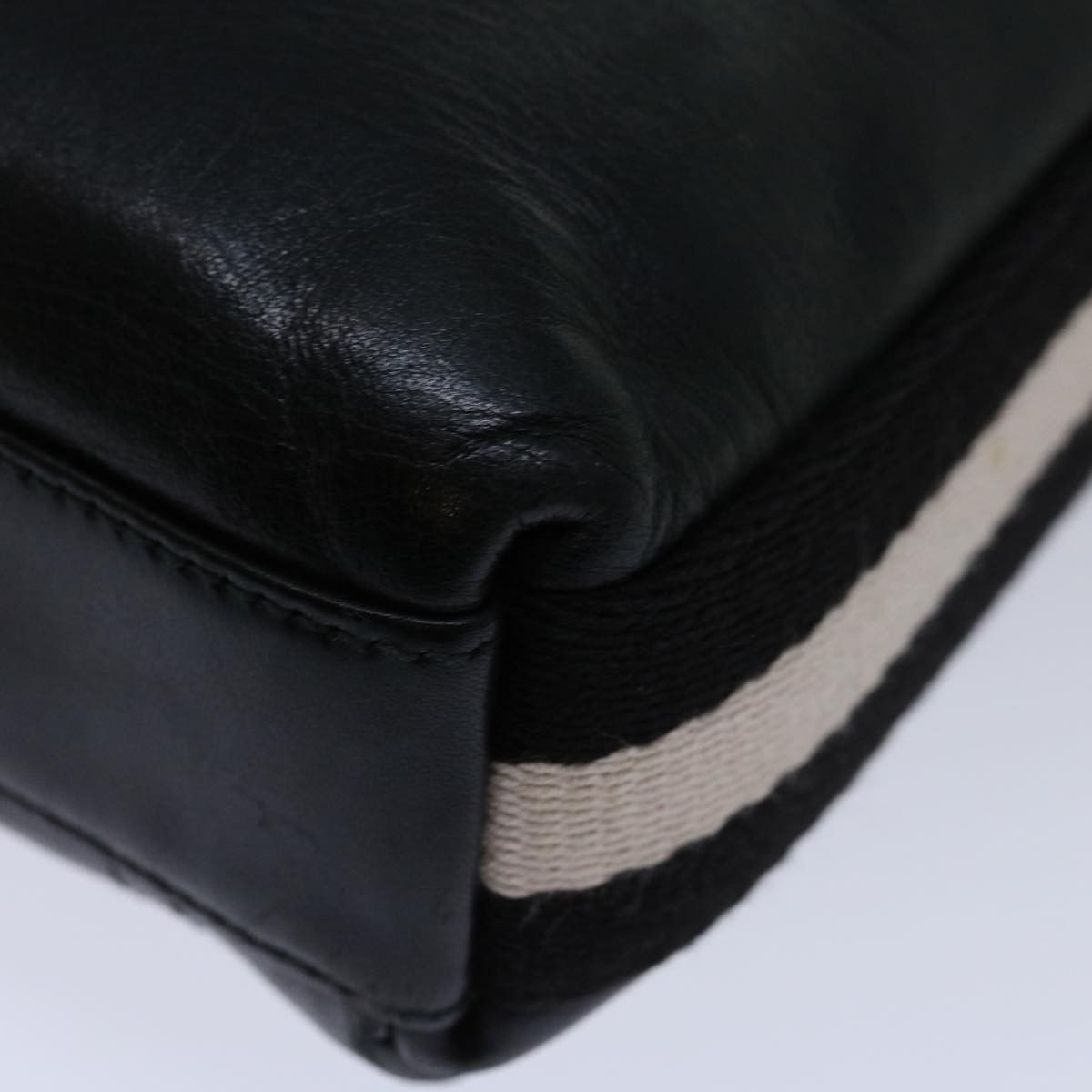 Bally Bally -- shoulder Size ONE SIZE - 18 Thumbnail