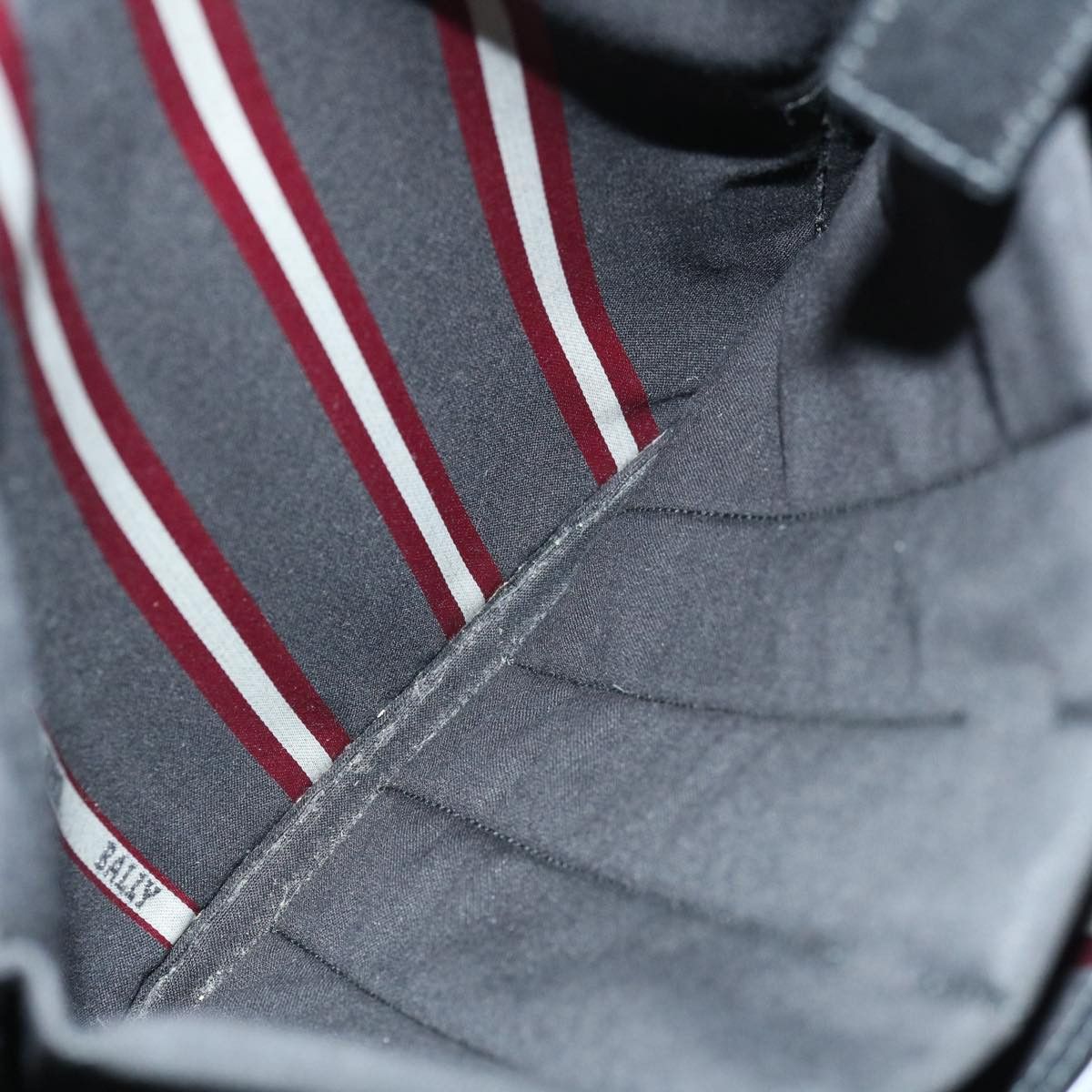 Bally Bally -- shoulder Size ONE SIZE - 24 Thumbnail
