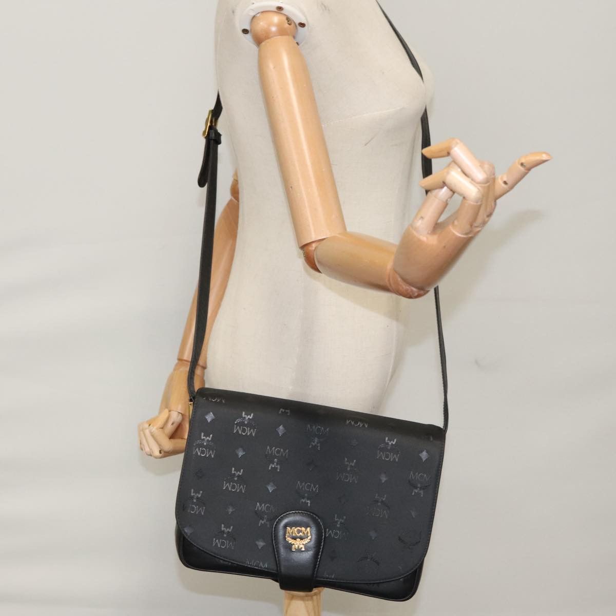 MCM MCM Visetos shoulder Size ONE SIZE - 14 Thumbnail