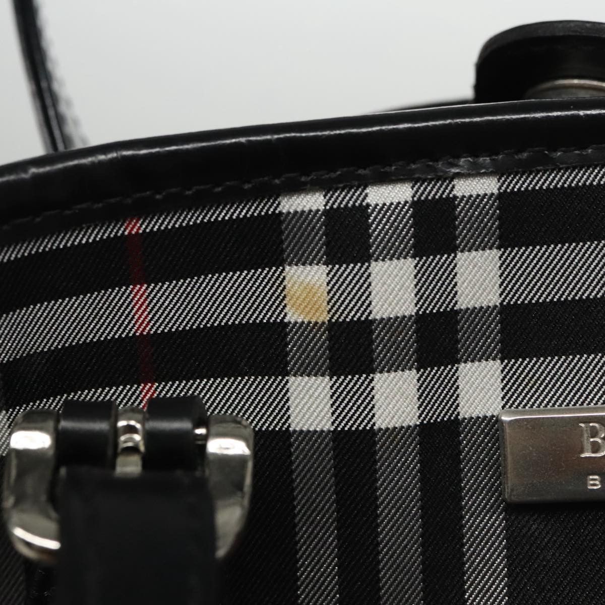 Burberry Burberry Nova Check handbag Size ONE SIZE - 11 Thumbnail