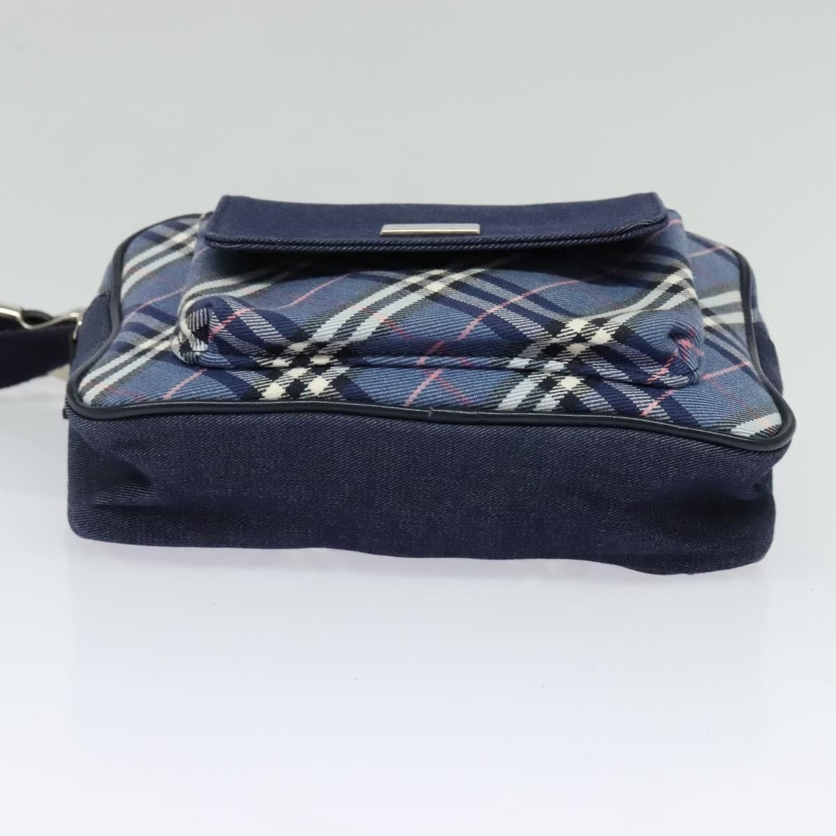 Burberry Burberry Nova Check shoulder Size ONE SIZE - 20 Thumbnail