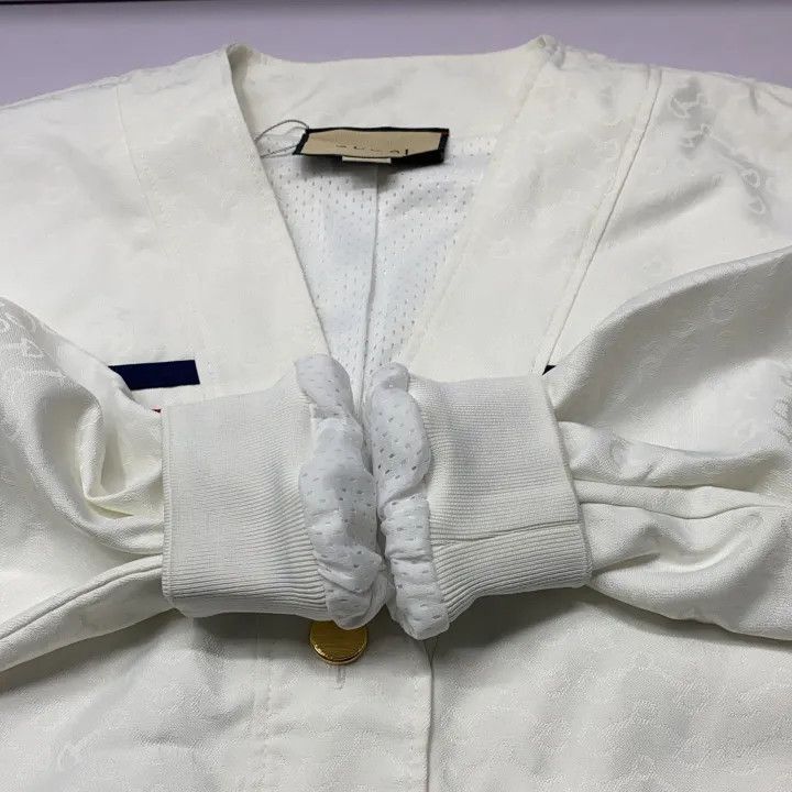 Gucci Gucci Striped V-neck Cardigan for Women Size M / US 6-8 / IT 42-44 - 10 Thumbnail