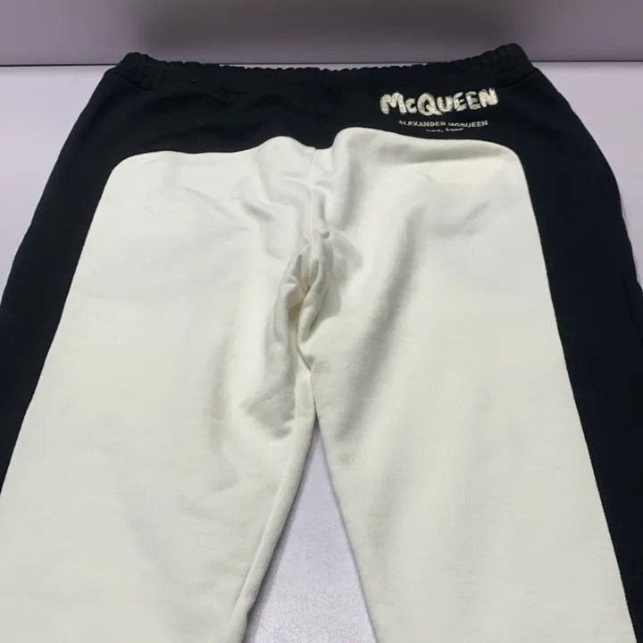 Alexander McQueen Alexander McQueen Logo Design Sports Trousers 0079 Size US 30 / EU 46 - 7 Thumbnail