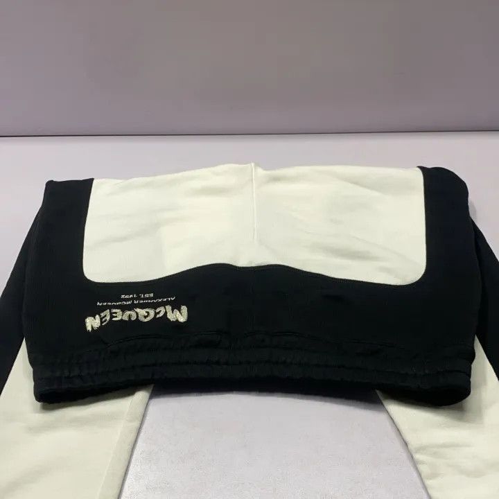 Alexander McQueen Alexander McQueen Logo Design Sports Trousers 0079 Size US 30 / EU 46 - 8 Thumbnail