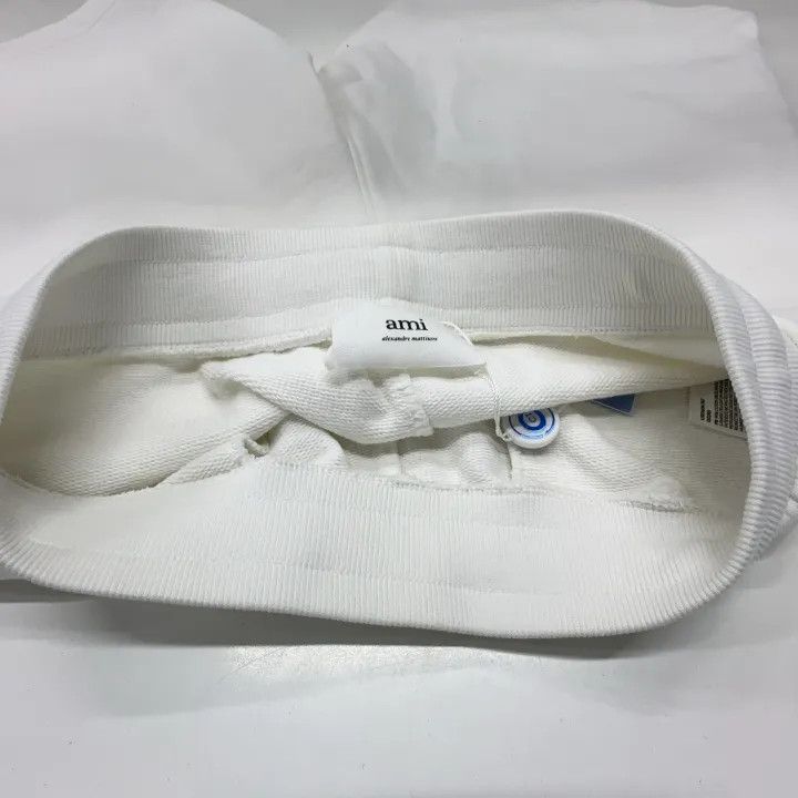 AMI AMIPARIS Logo Embroidered Casual Shorts for Men 0079 Size US 36 / EU 52 - 7 Thumbnail