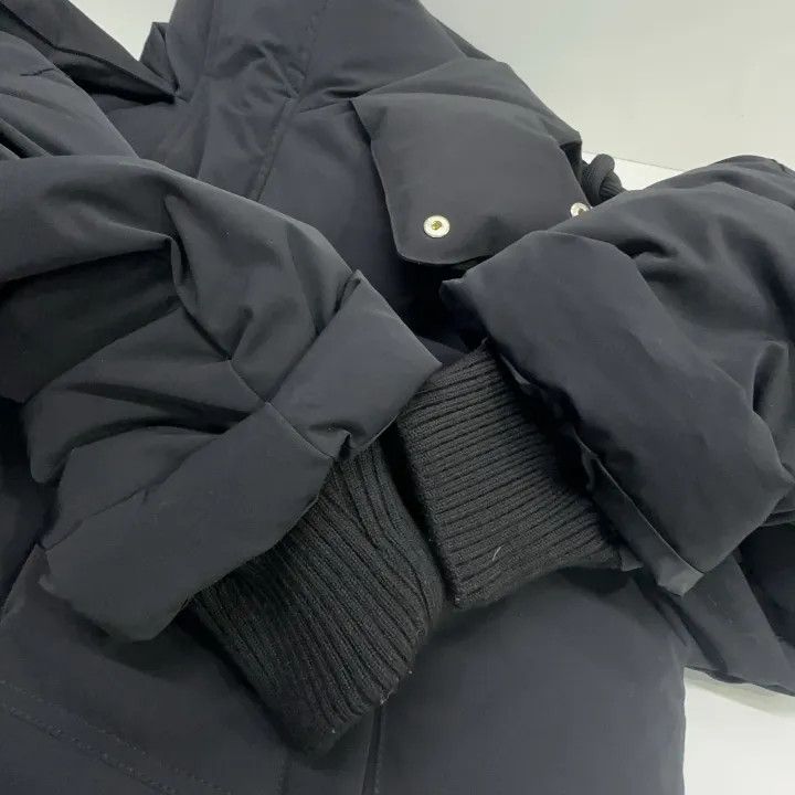 AMI Ami Paris Black Hooded Puffer Jacket 0079 Size US S / EU 44-46 / 1 - 13 Thumbnail