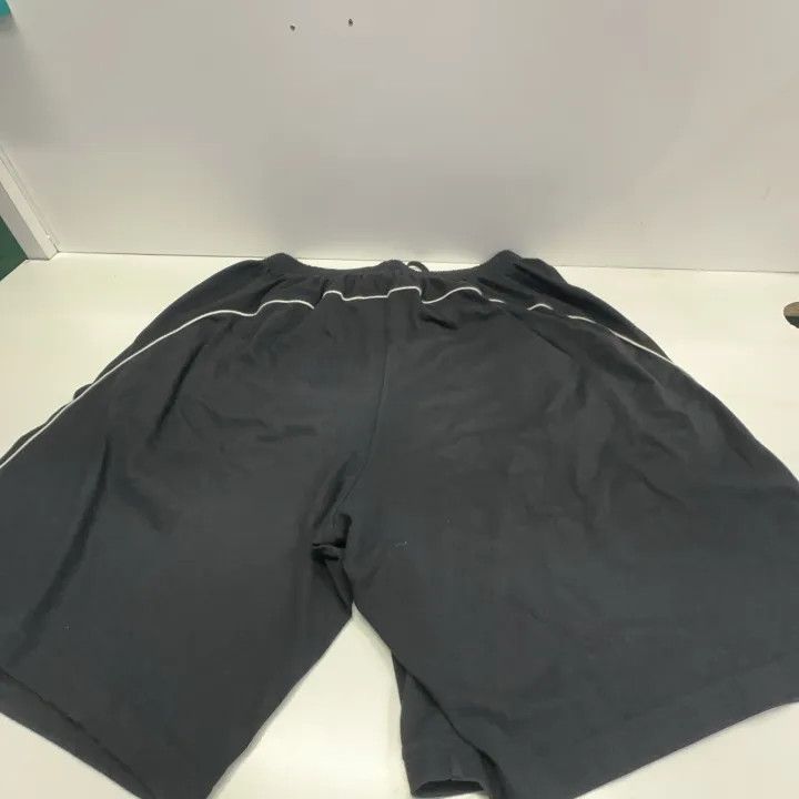 Balenciaga Balenciaga Black Elastic Waist Casual Shorts 0079 Size US 30 / EU 46 - 11 Thumbnail