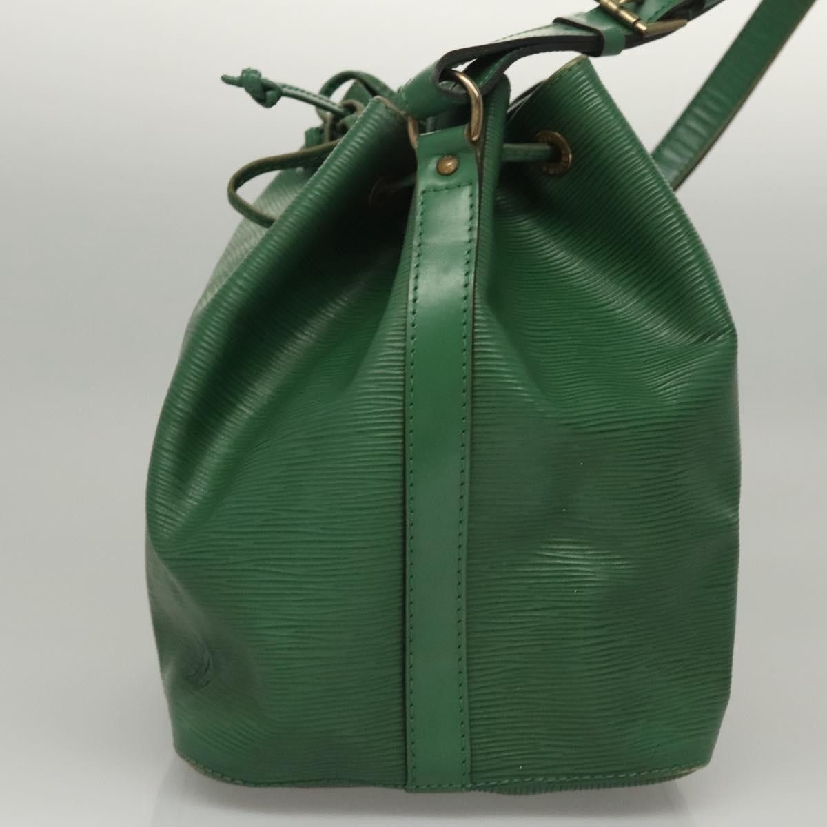 Louis Vuitton Louis Vuitton Petit Noé shoulder Size ONE SIZE - 3 Thumbnail