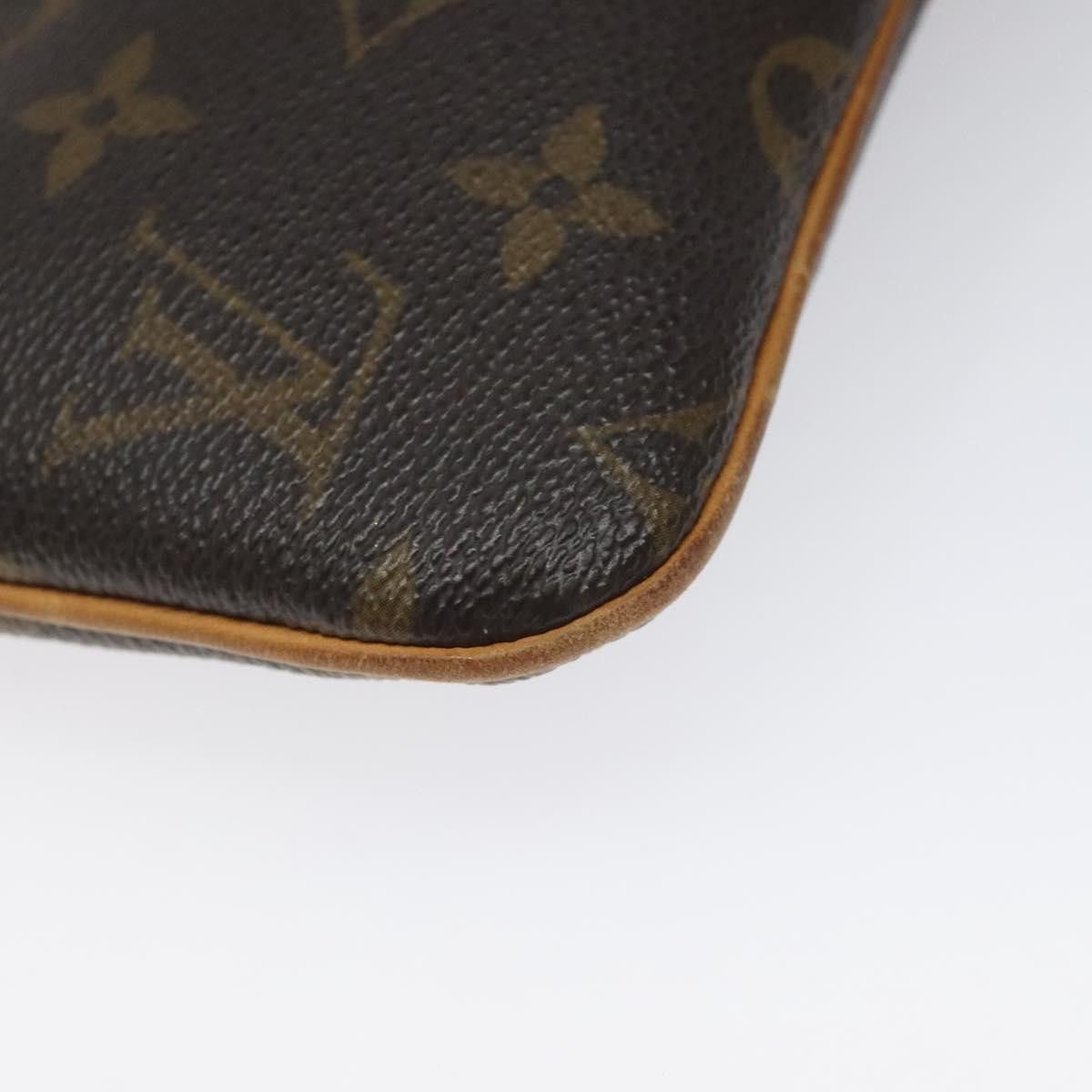 Louis Vuitton Louis Vuitton Milla clutch Size ONE SIZE - 11 Thumbnail