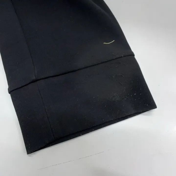 Fendi FENDI Men's Black Logo Jogger Pants 0079 Size US 44 / EU 60 - 9 Thumbnail