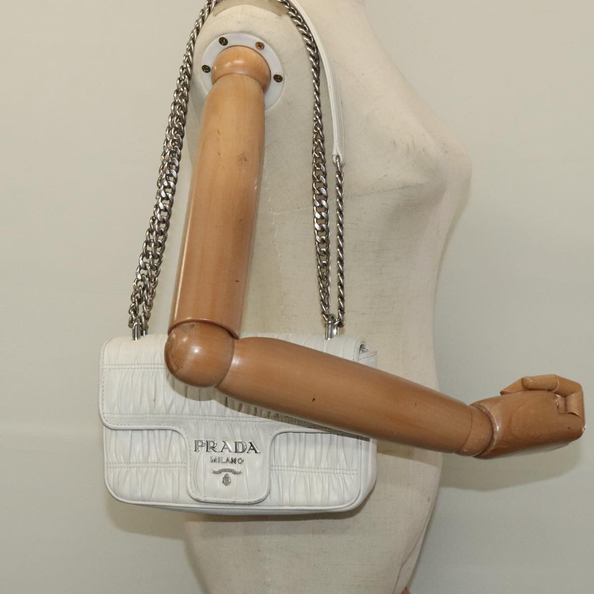 Prada Prada Nappa gauffré shoulder Size ONE SIZE - 17 Thumbnail