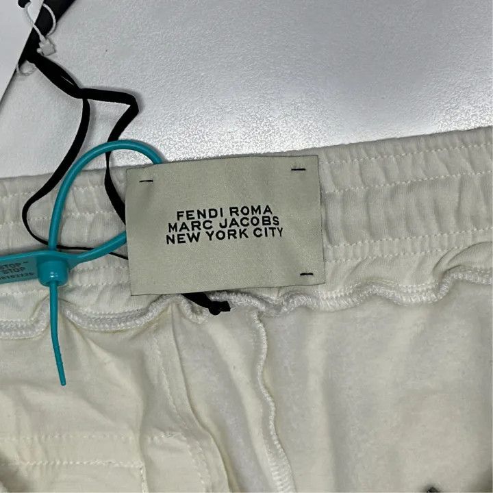 Fendi Fendi SS23 Logo Jogging Pants for Men 0079 Size US 44 / EU 60 - 3 Thumbnail