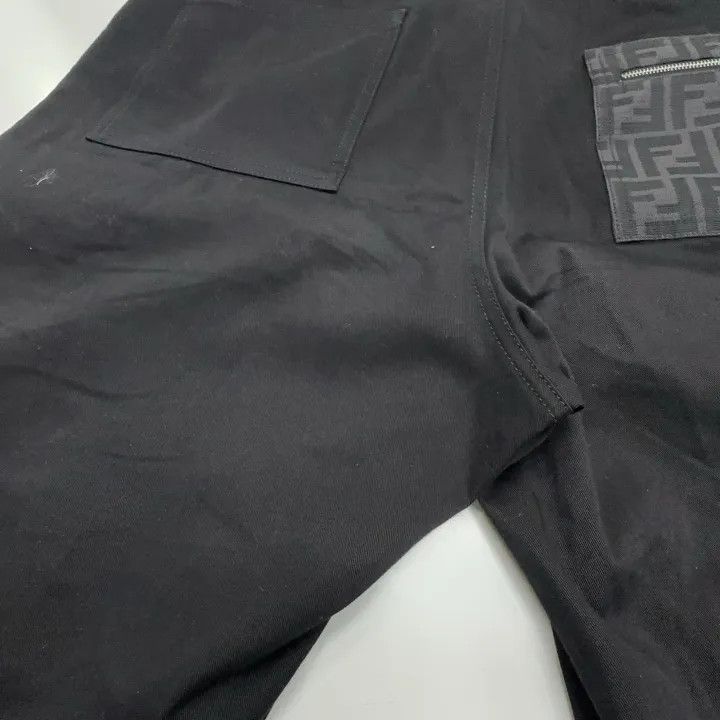 Fendi Fendi FW24 Logo Print Casual Pants for Men 0079 Size US 44 / EU 60 - 14 Thumbnail