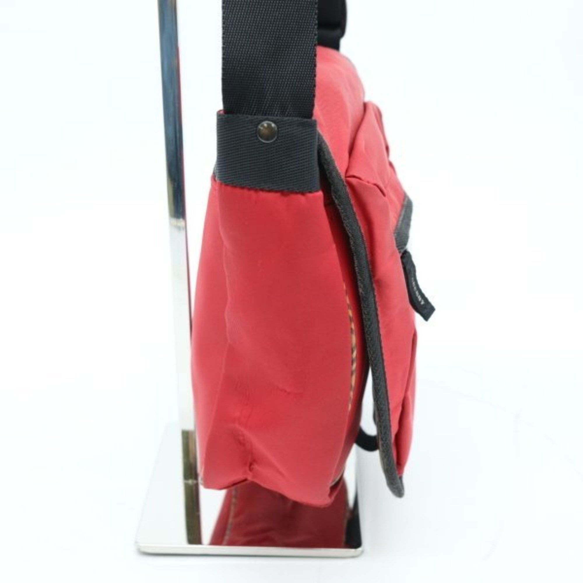 Burberry Burberry shoulder Size ONE SIZE - 8 Thumbnail