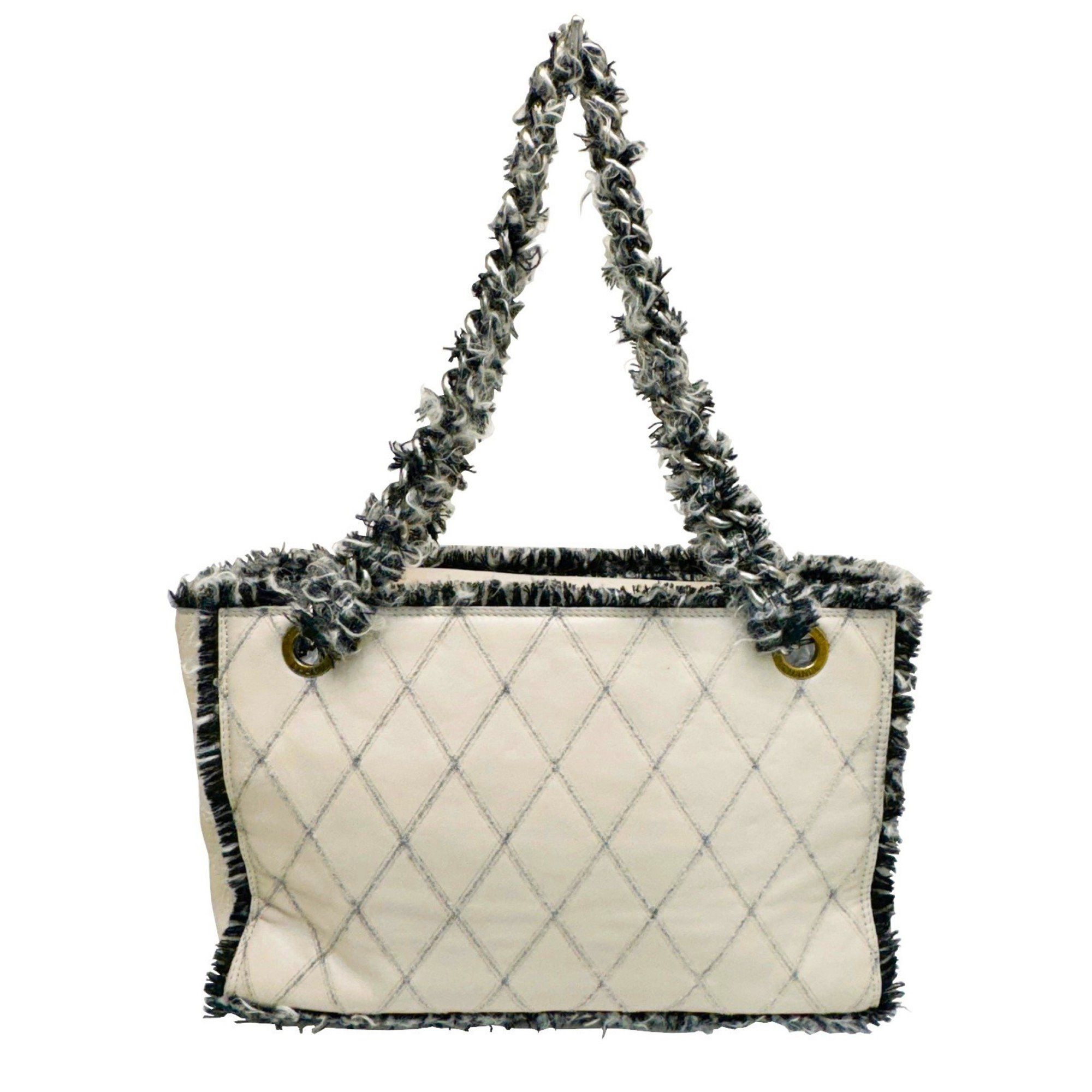 Chanel Chanel Coco Mark tote Size ONE SIZE - 2 Thumbnail