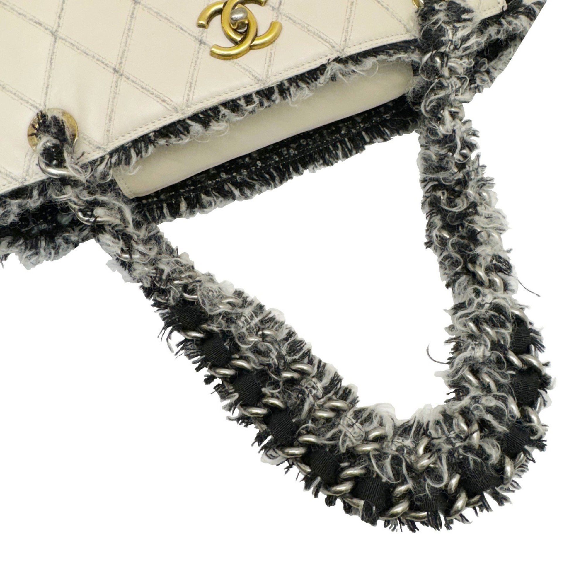 Chanel Chanel Coco Mark tote Size ONE SIZE - 4 Thumbnail