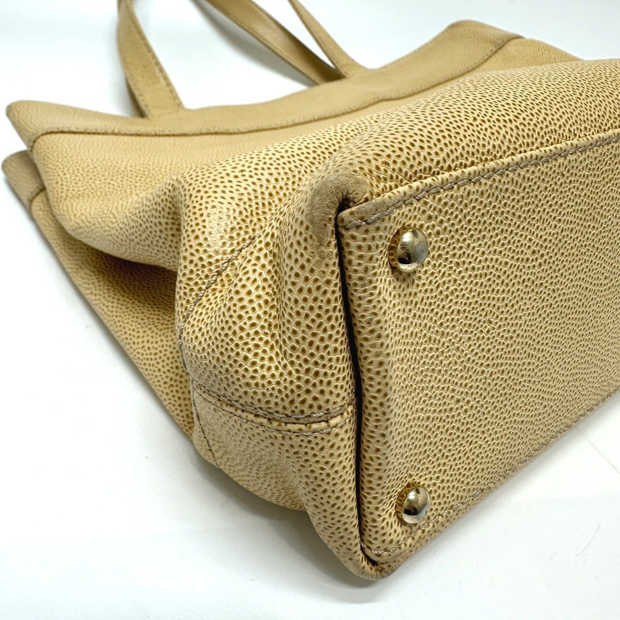 Chanel Chanel Logo CC tote Size ONE SIZE - 9 Thumbnail
