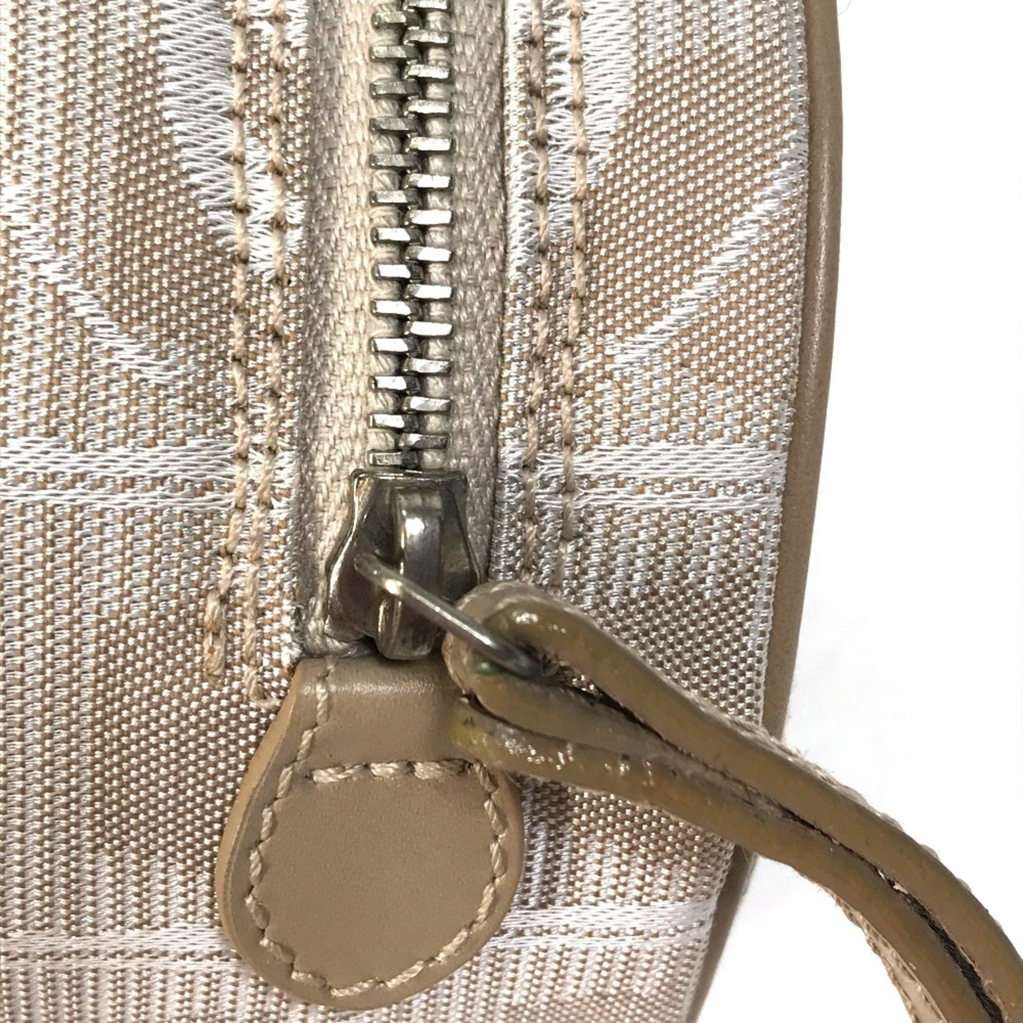 Chanel Chanel Travel line clutch Size ONE SIZE - 4 Thumbnail