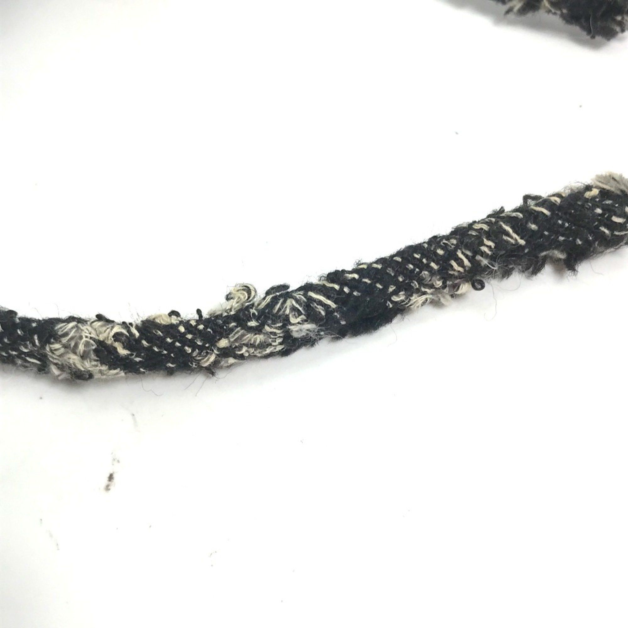 Chanel Chanel hair Size ONE SIZE - 7 Thumbnail