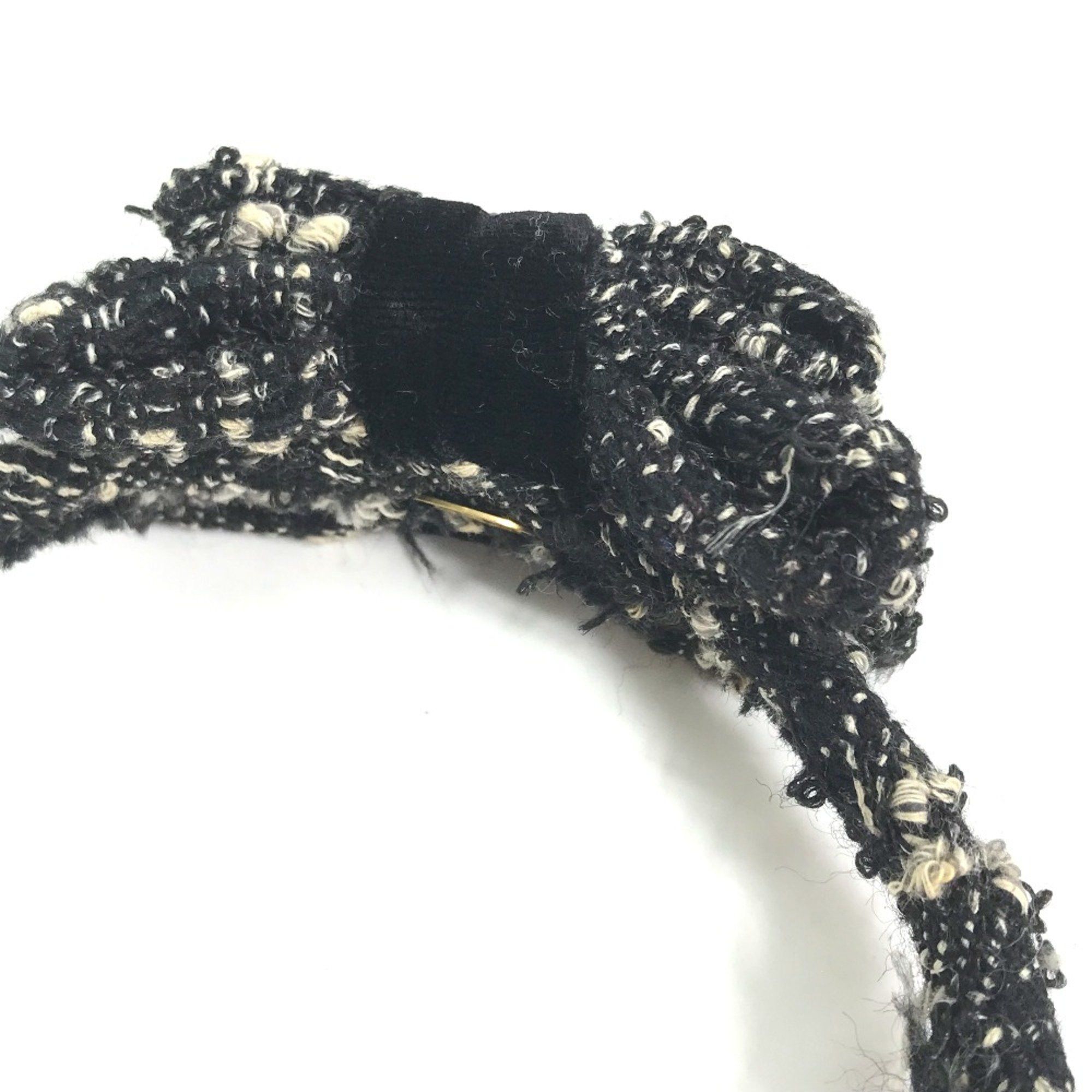 Chanel Chanel hair Size ONE SIZE - 6 Thumbnail
