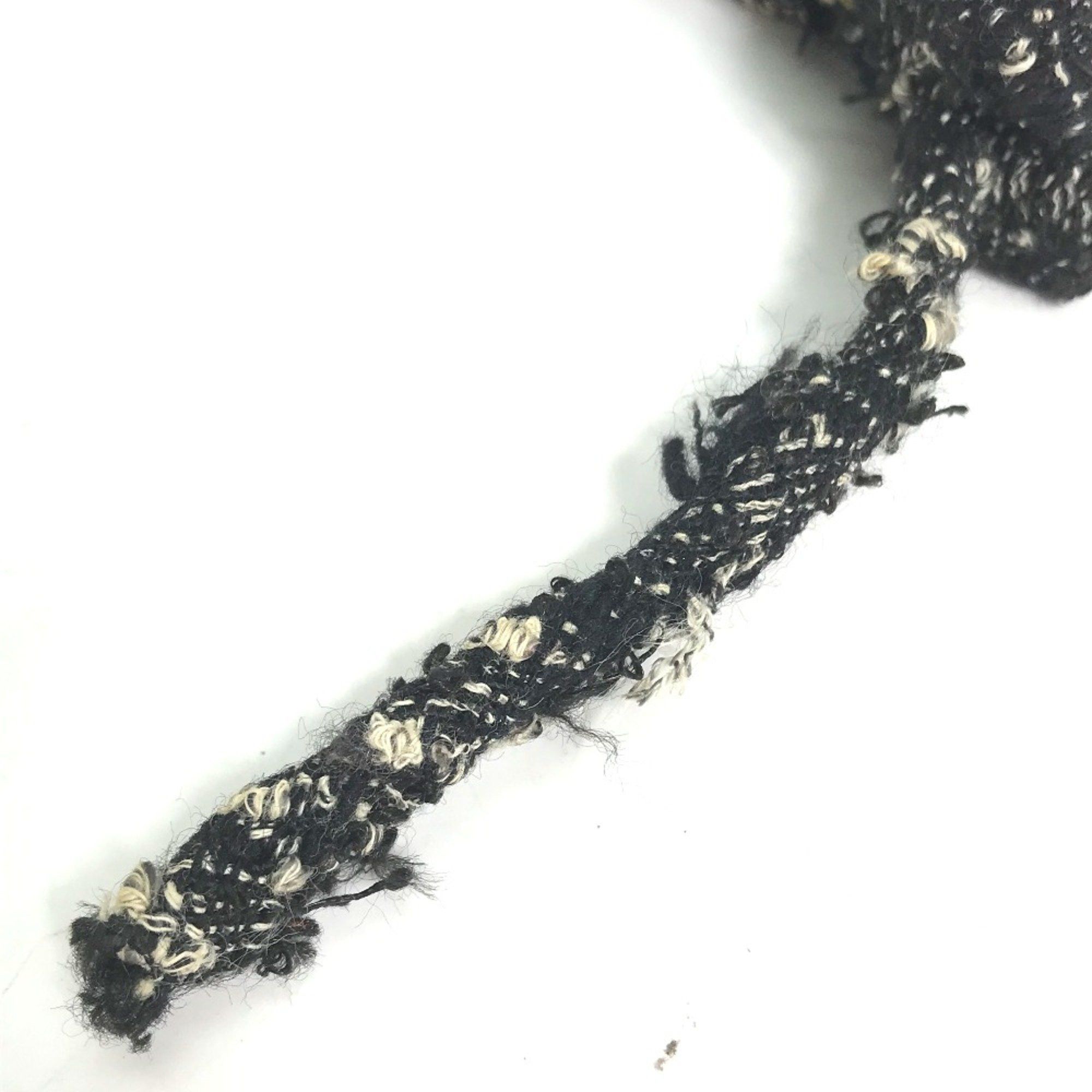 Chanel Chanel hair Size ONE SIZE - 8 Thumbnail