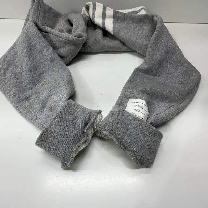 Thom Browne Thom Browne Gray Striped Knit Sweatpants for Men 0079 Size US 26 / EU 42 - 11 Thumbnail