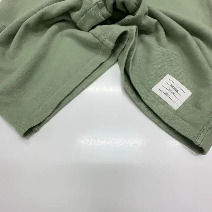Thom Browne Thom Browne Green Mid-Waist Sports Shorts 0079 Size US 26 / EU 42 - 12 Thumbnail