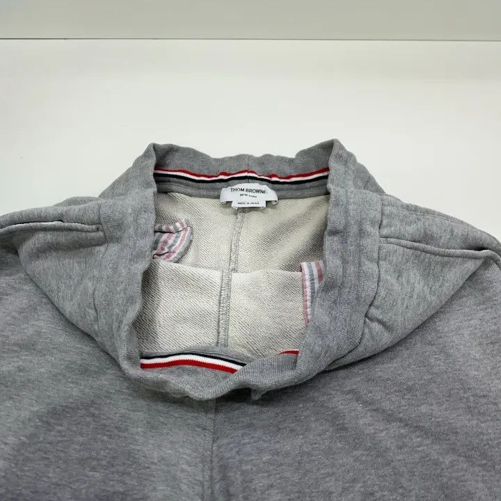 Thom Browne Thom Browne Classic Striped Casual Shorts for Men 0079 Size US 26 / EU 42 - 7 Thumbnail