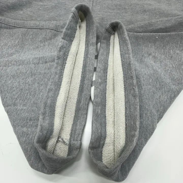 Thom Browne Thom Browne Classic Striped Gray Casual Shorts 0079 Size US 26 / EU 42 - 10 Thumbnail