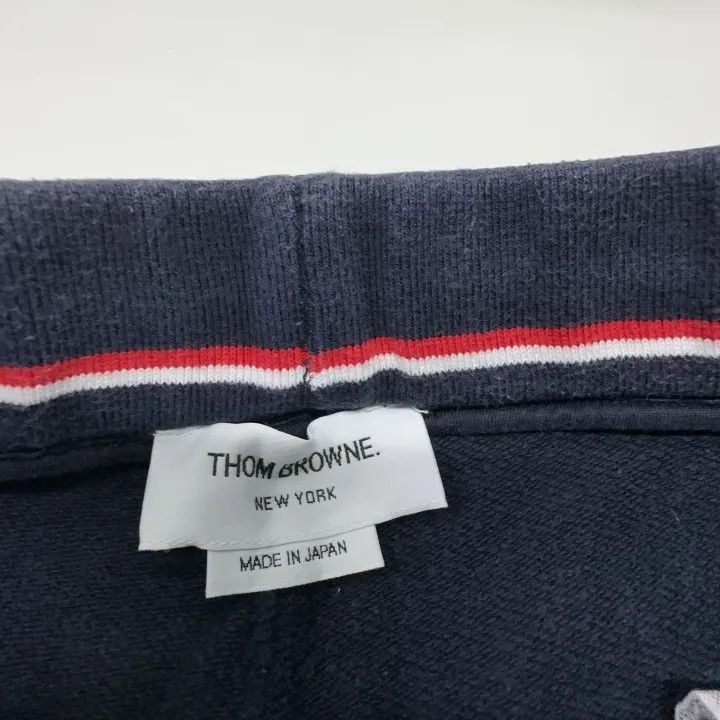 Thom Browne Thom Browne Classic Striped Sports Shorts Unisex 0079 Size US 26 / EU 42 - 4 Thumbnail