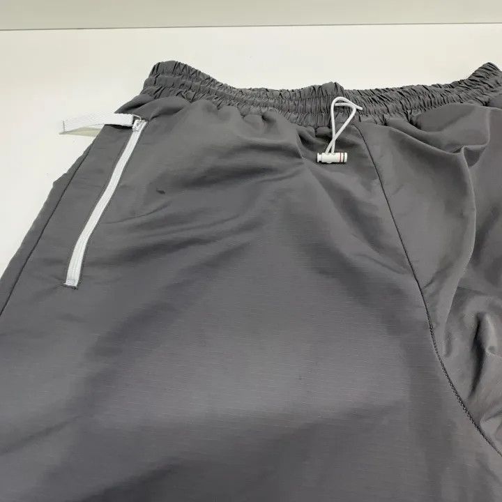 Thom Browne Thom Browne Gray Striped Knit Sports Pants 0079 Size US 26 / EU 42 - 9 Thumbnail