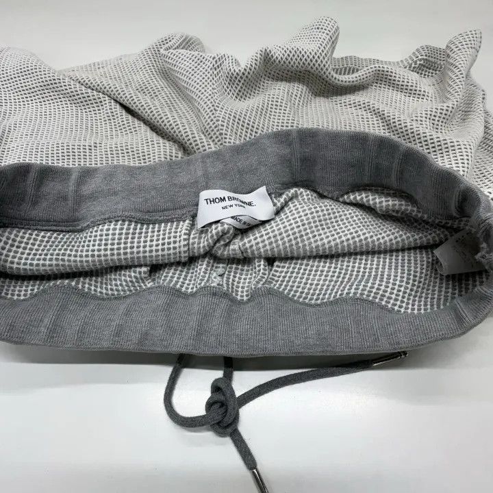 Thom Browne Thom Browne Gray Knit Casual Shorts 0079 Size US 26 / EU 42 - 8 Thumbnail