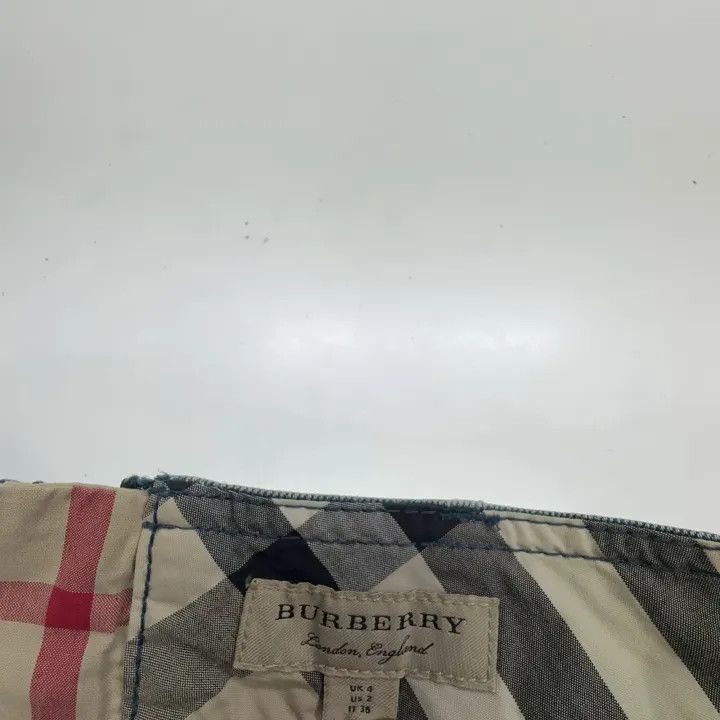 Burberry Burberry Fashionable Denim Mini Skirt 0079 Size 24" / US 00 / IT 34 - 4 Thumbnail