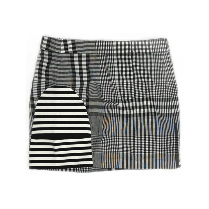Burberry Burberry Black Functional Wool Mini Skirt 0079 Size 30" / US 8 / IT 44 - 2 Thumbnail