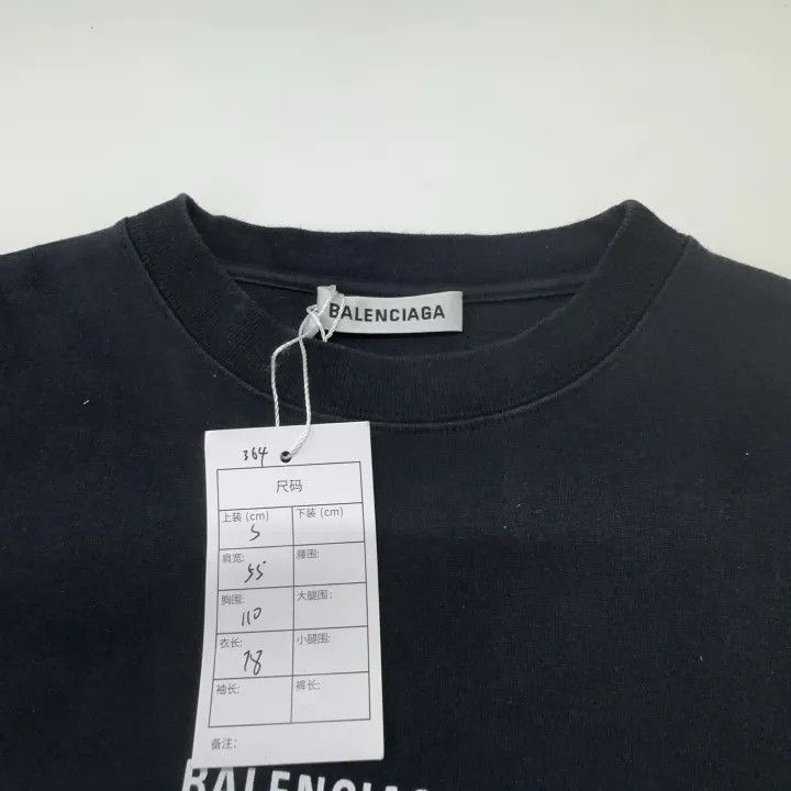 Balenciaga Balenciaga Black Graphic Oversized T-Shirt 0079 Size S / US 4 / IT 40 - 4 Thumbnail